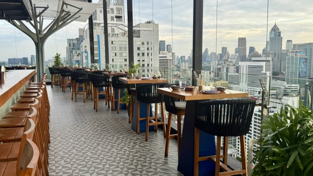 Above Eleven Rooftop Bar & Restaurant — Bangkok