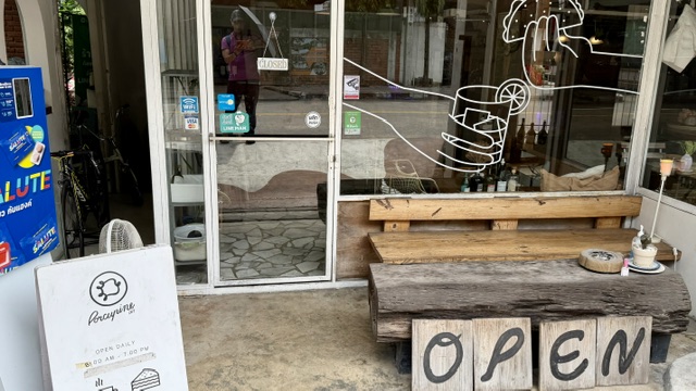 Porcupine Cafe — Bangkok