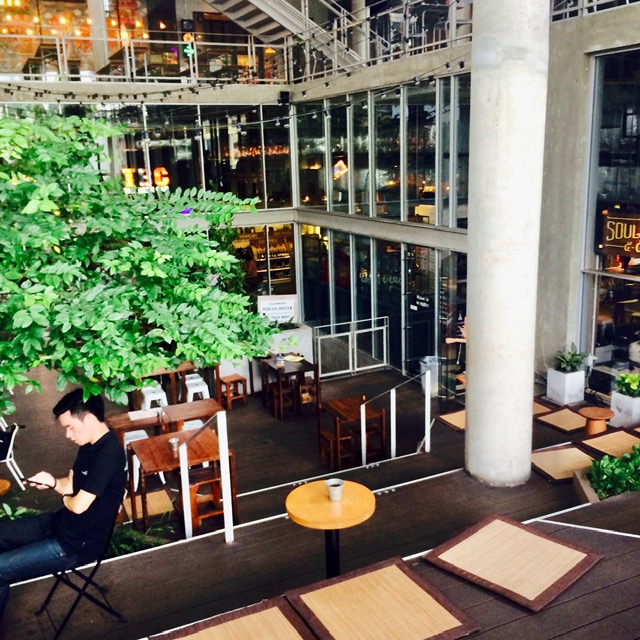 ROAST coffee & eatery — Bangkok