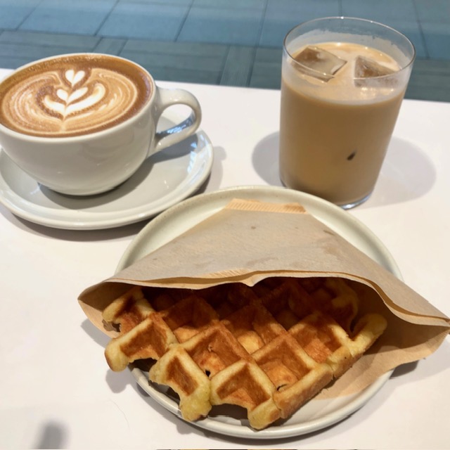 Blue Bottle Coffee Ginza Cafe — Tokyo