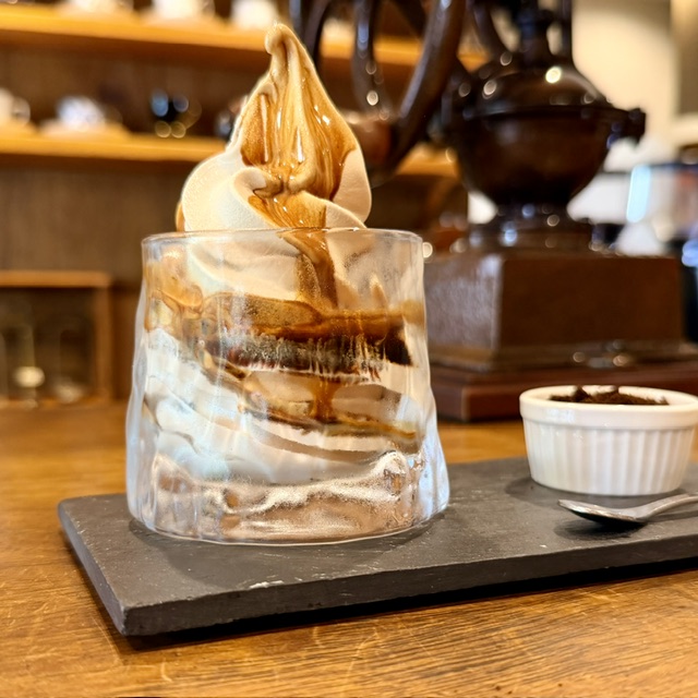 CAFE ROSTRO — Tokyo