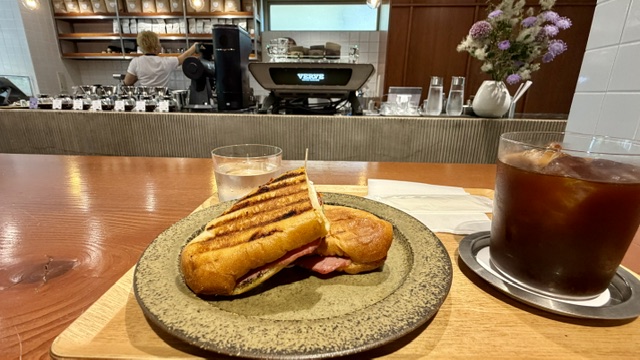 VERVE COFFEE ROASTERS YOYOGI PARK — Tokyo